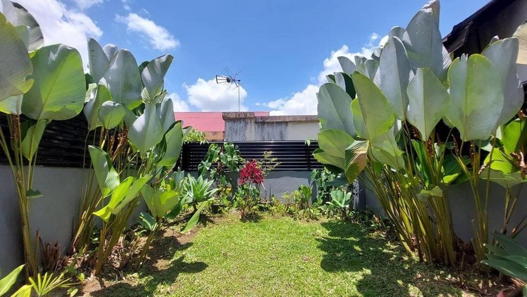 Al Barra Syariah Hotel بوغيتّينغي المظهر الخارجي الصورة